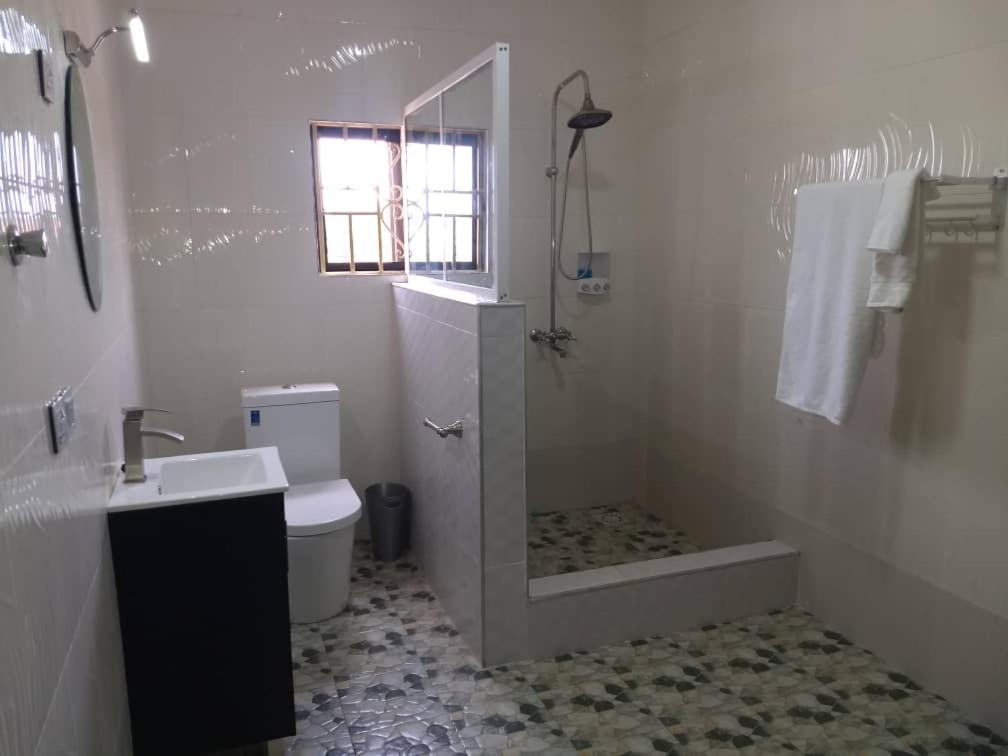 The Winford Boutique Hotel Achimota Taifa Cameră foto